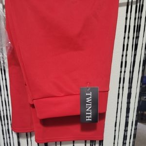 Twinth women's plus size 3x. Red pencil skirt. NWT